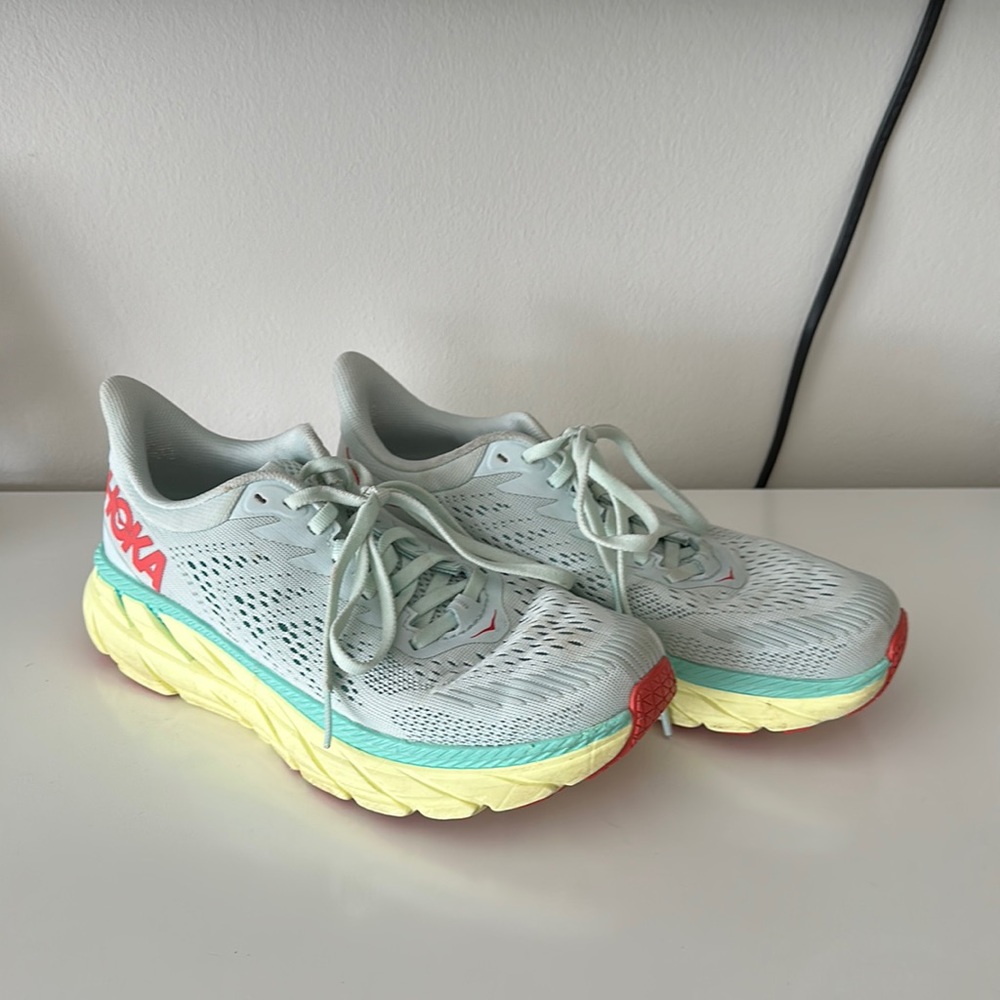 Hoka One One | Clifton 7
